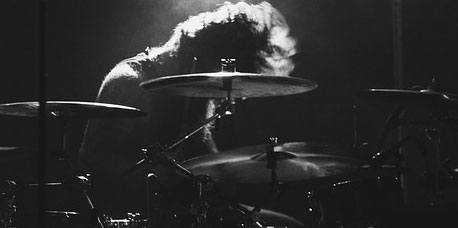 fast-drumming